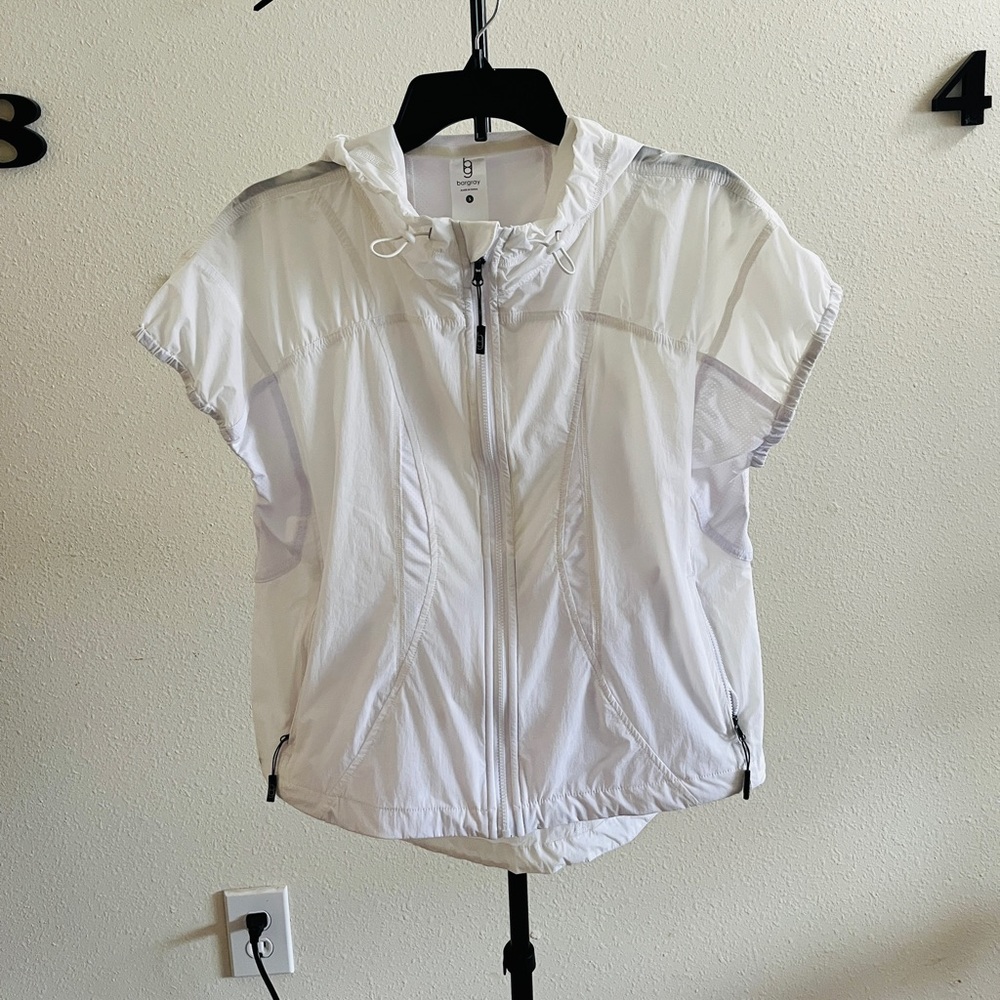 Women’s hoodie.